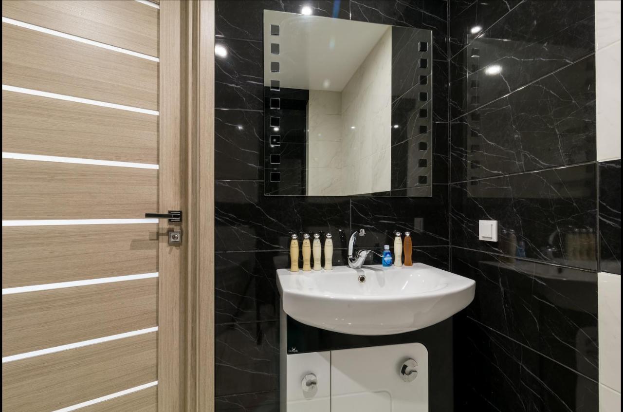 Luxury 2-Bedroom Most City Area, Center Dnipro Ngoại thất bức ảnh